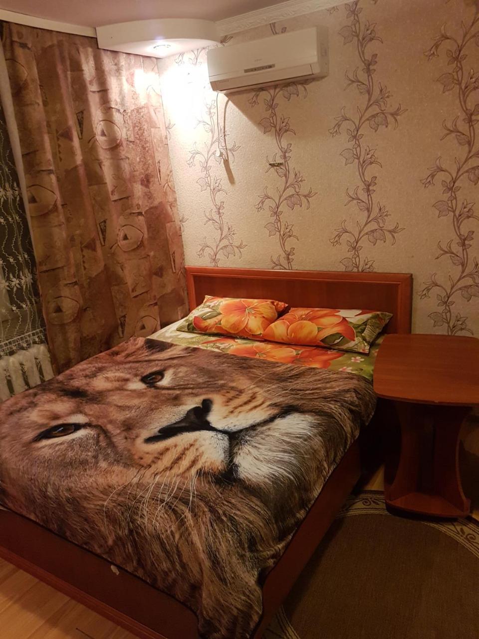 House Hotel Apartments 3 Rivne Zewnętrze zdjęcie
